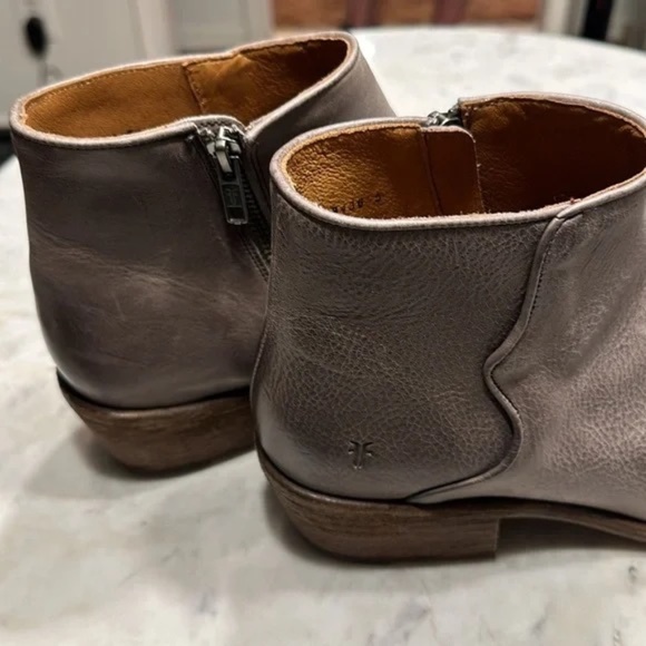 FRYE Carson Piping Bootie Graphite size 11 Excellent condition - Picture 5 of 8